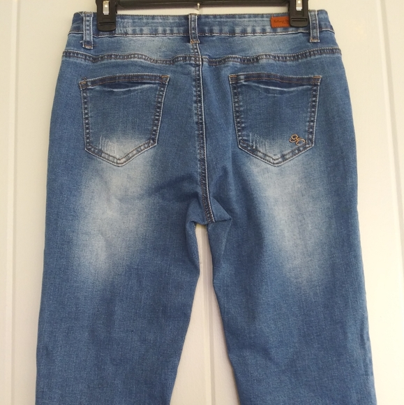 Salvaje Denim - Picture 2 of 4